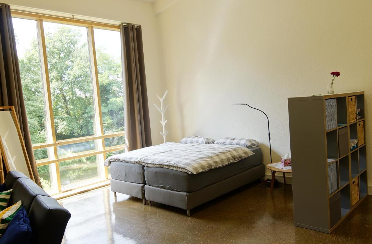 Gaestewohnung Hardinghaus Am Teich 瓦伦多夫 外观 照片