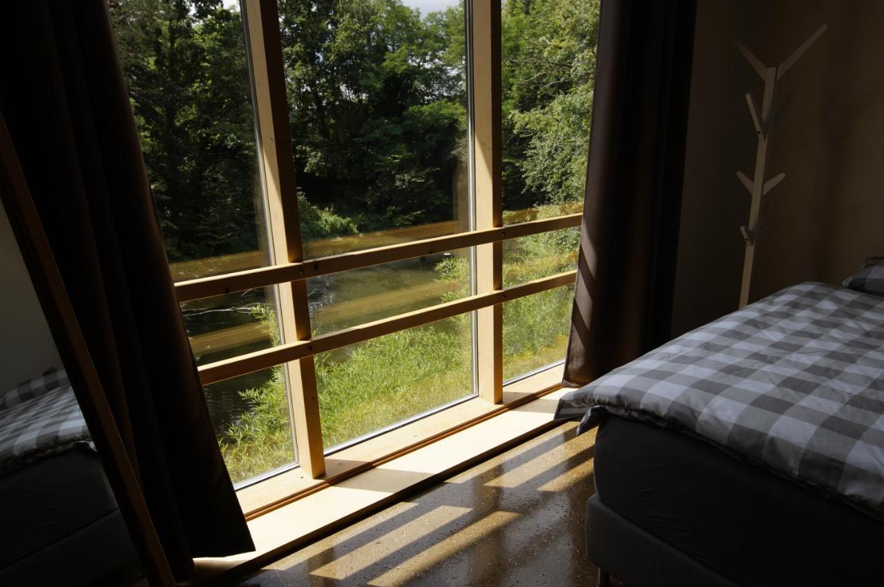 Gaestewohnung Hardinghaus Am Teich 瓦伦多夫 外观 照片